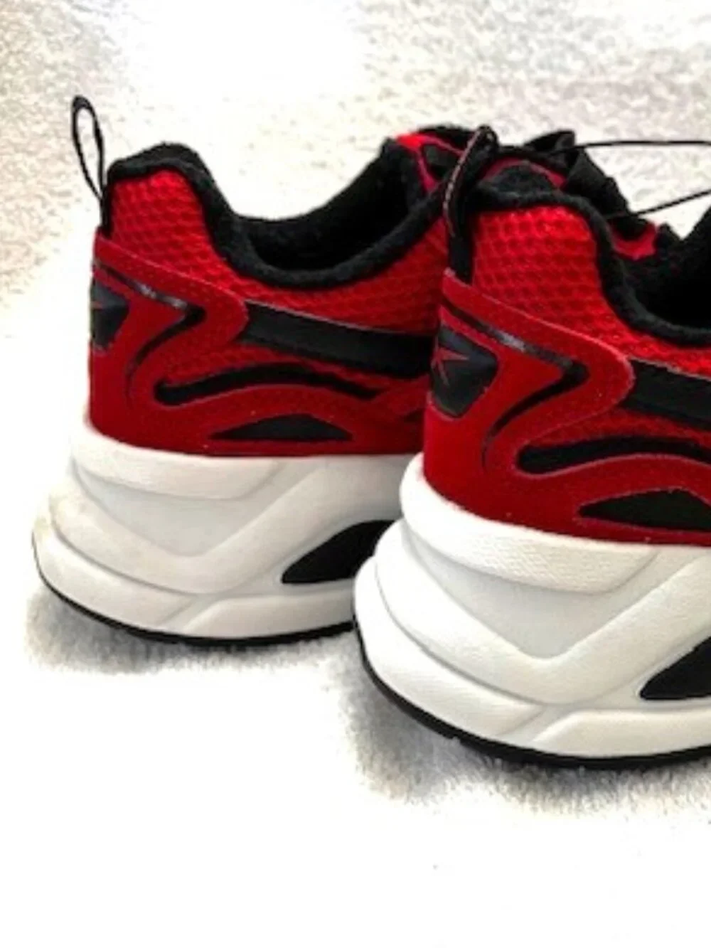 Reebok charge run
